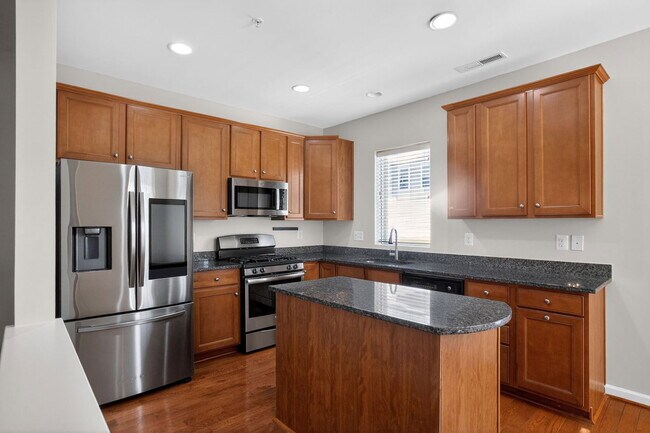 Photo - 9822 Ushers Pl Townhome