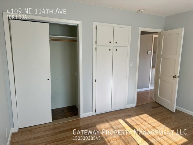 Building Photo - 4109 NE 114th Ave