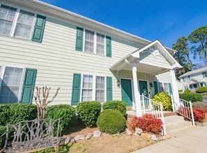 Building Photo - 452 Cityview Ln