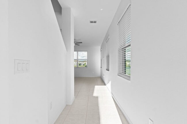 Foto del edificio - 10376 Lavender Aster Trl