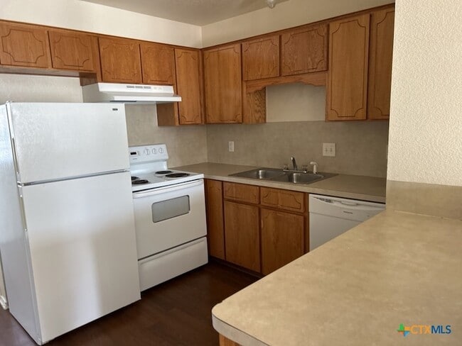 Foto del edificio - 2709 Vernice Loop