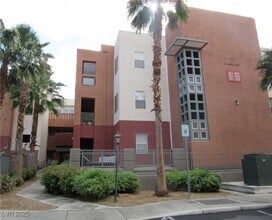 Building Photo - 71 E Agate Ave