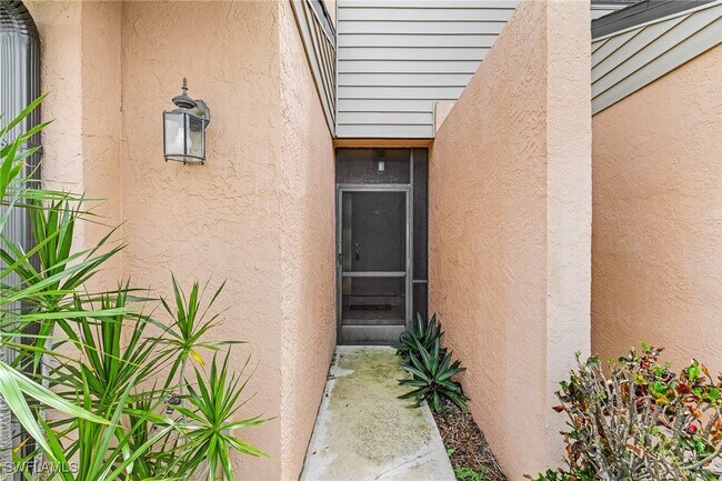 Foto del edificio - 11653 Pointe Cir