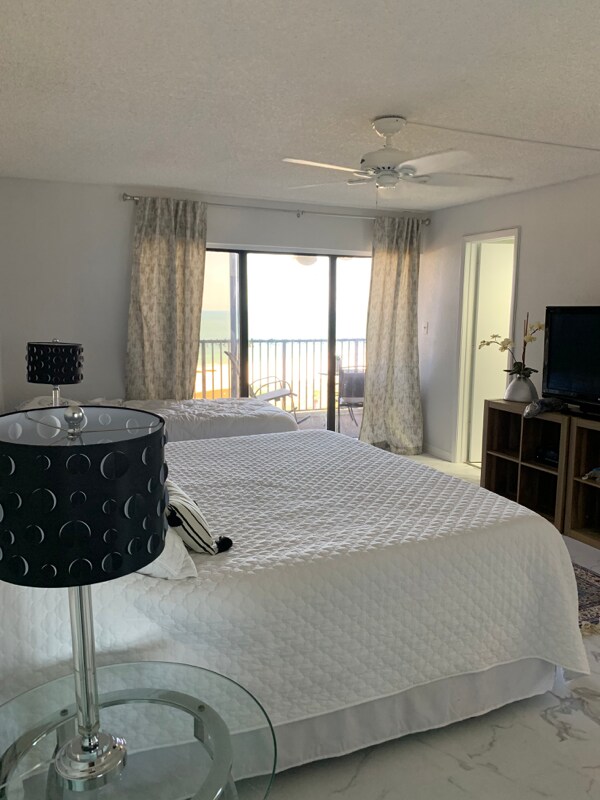 Foto del edificio - 1230 Gulf Blvd