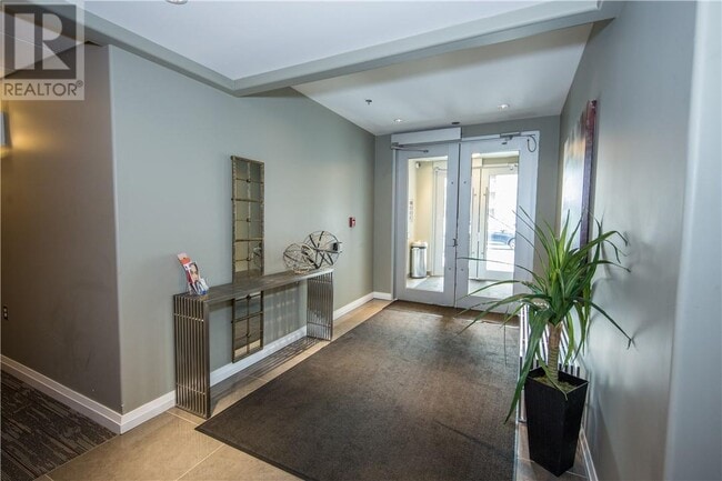 Building Photo - 1310 Nesbitt Dr