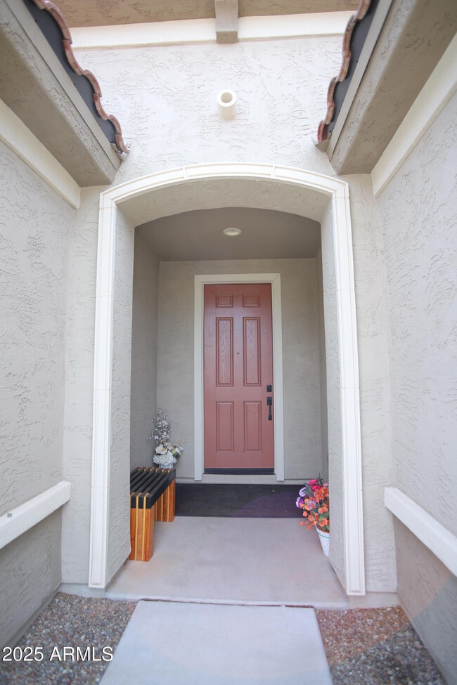 Building Photo - 7013 W Bajada Rd
