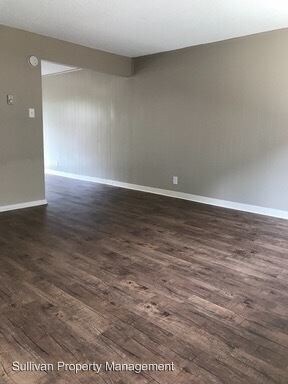 Foto del edificio - 8362 Whitaker St