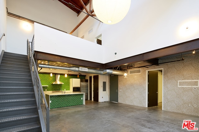 Building Photo - 1046 Princeton Dr