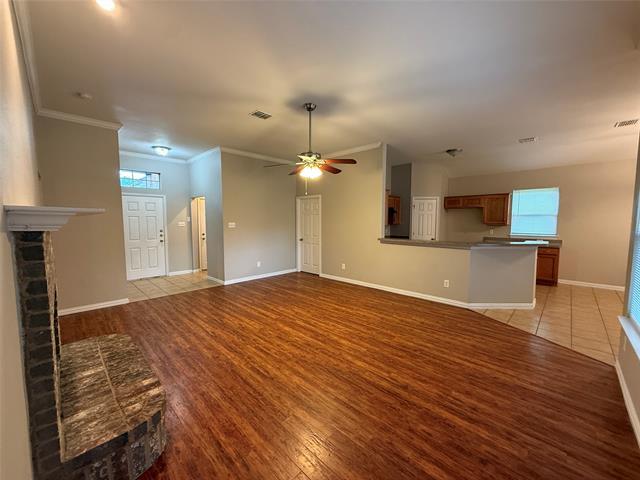 Building Photo - 102 Paloma Cir