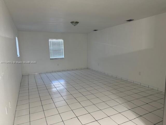Foto del edificio - 25 NW 48th Pl