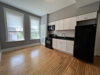 Foto del edificio - 3 bedroom in Chicago IL 60623