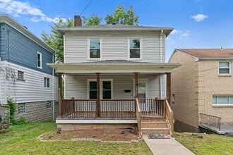 Building Photo - 1827 Fairacres Ave