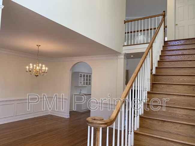 Building Photo - 389 Bridgebrook Ln SW