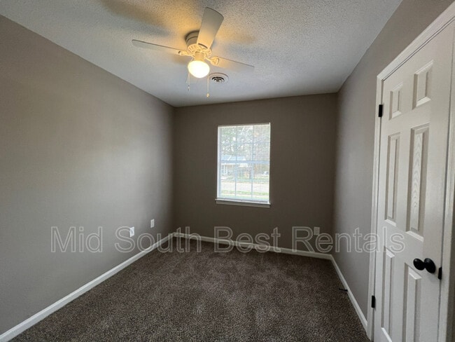 Building Photo - 782 Archie Dr