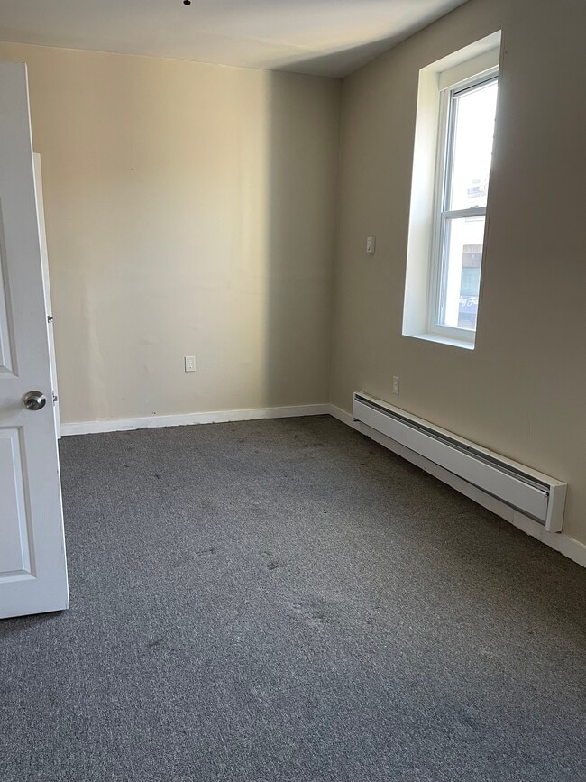 Foto del edificio - 4467 Frankford Ave