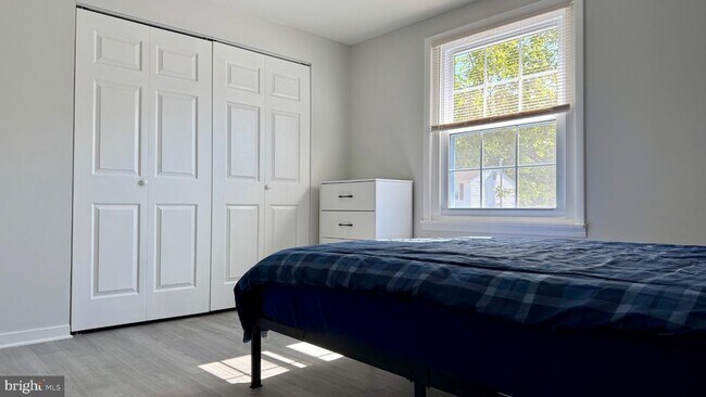 Foto del edificio - 131 N Garfield Rd