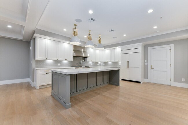 Foto del edificio - 377 West First St-