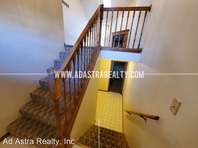 Building Photo - 3 br, 2 bath House - 2530 Bent Oak Ct