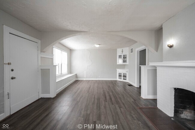 Foto del edificio - 824 E 44th St