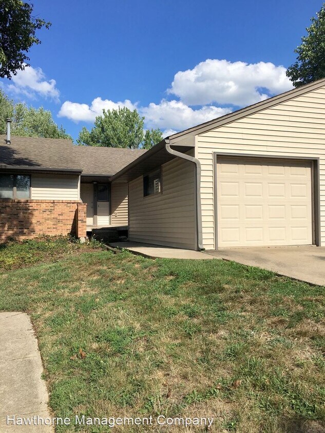 4 br, 3 bath House 443 Foxfire Drive House Rental in Columbia, MO
