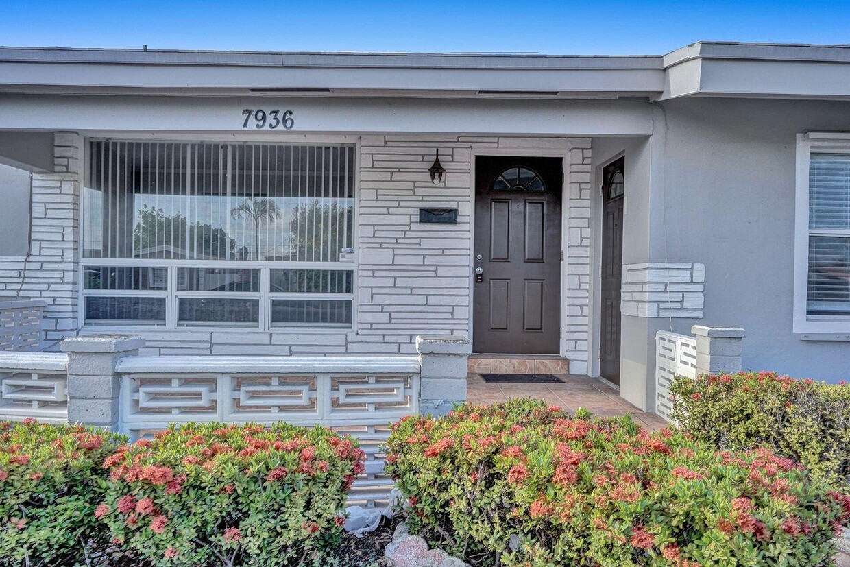 Foto principal - 7936 Indigo St