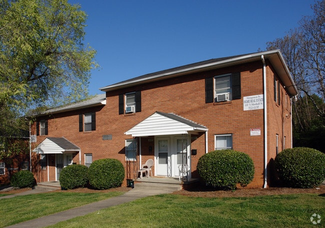 Building Photo - Highland Commons