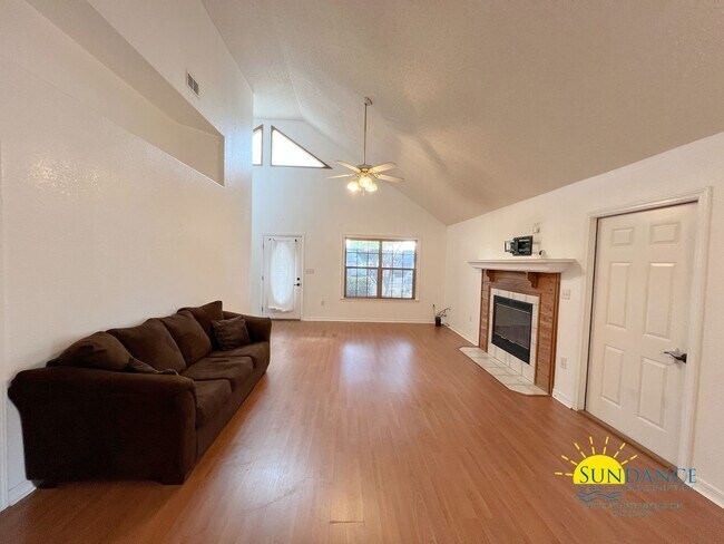 Foto del edificio - Updated 3 Bedroom Home in Crestview!