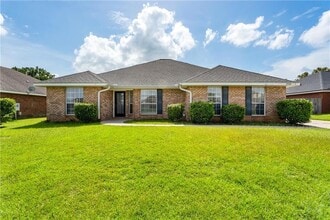 Building Photo - 2940 Jersey Dr W