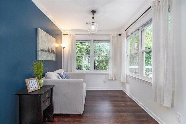 Foto del edificio - 1538 Chantilly Dr NE