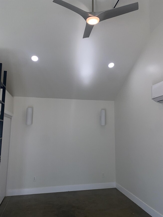 Building Photo - 1506 Alta Vista Dr