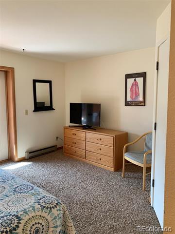 Building Photo - 105 Beeler Pl