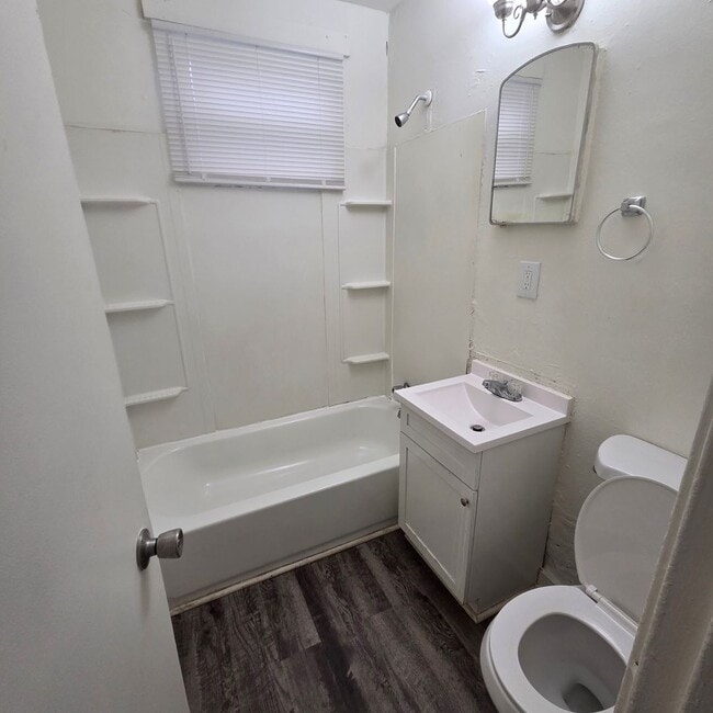 Interior Photo - Hillcrest Apartments