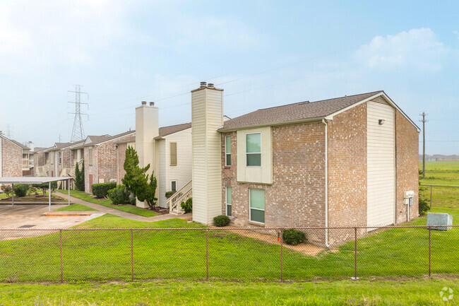 Building Photo - Gatsby Condominiums