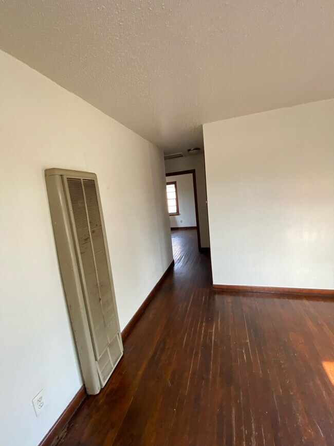 Foto del edificio - 4216 Garland Ave