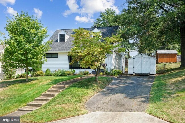 Building Photo - 6625 Cornell Dr