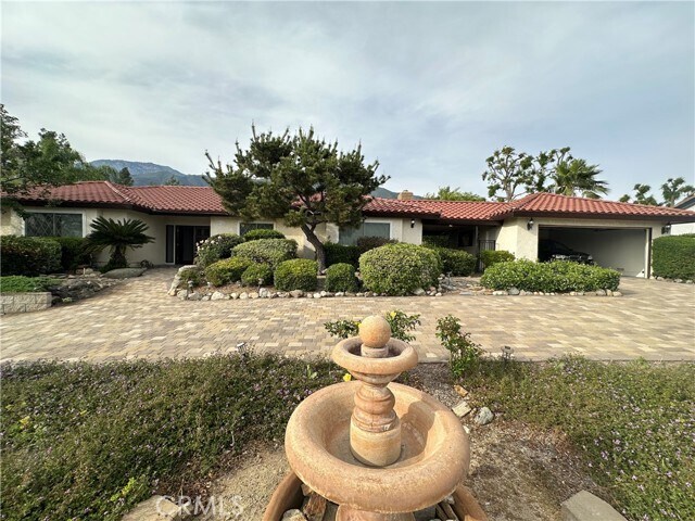 Foto del edificio - 9388 Valley View St