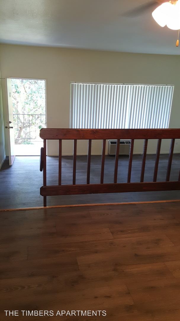 Building Photo - 1520-1520 Petree St