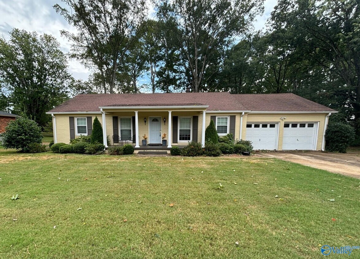 Primary Photo - 517 Bellingrath Dr SW