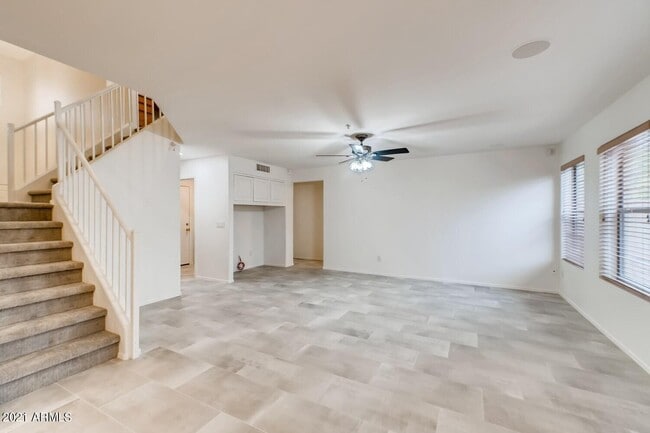 Building Photo - 10310 E Le Marche Dr