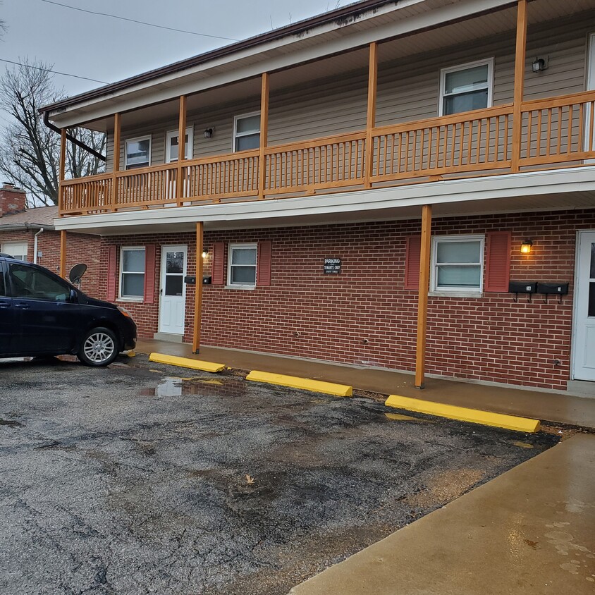 Primary Photo - 5 South 60th St Apt A