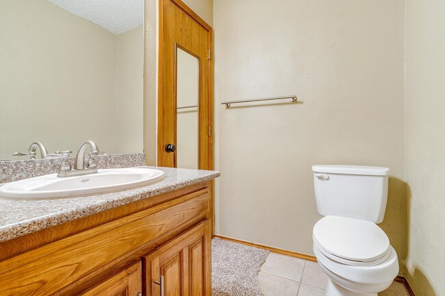 Building Photo - Lago Vista Drive Duplex