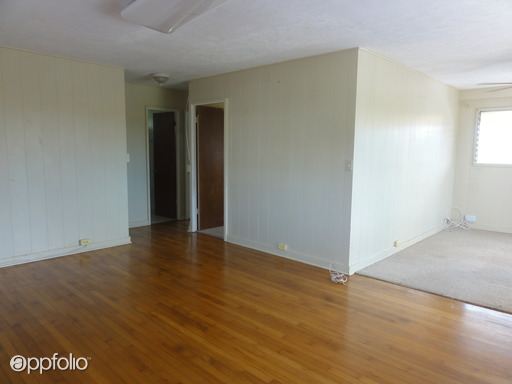 Building Photo - 1707 Royal Palm Dr