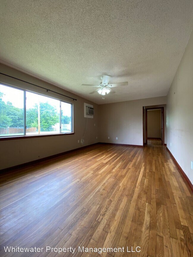 Building Photo - 3 br, 1 bath House - 1520 E 49th Street