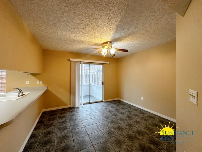 Foto del edificio - Spacious 2 Bedroom Townhouse in Fort Walton