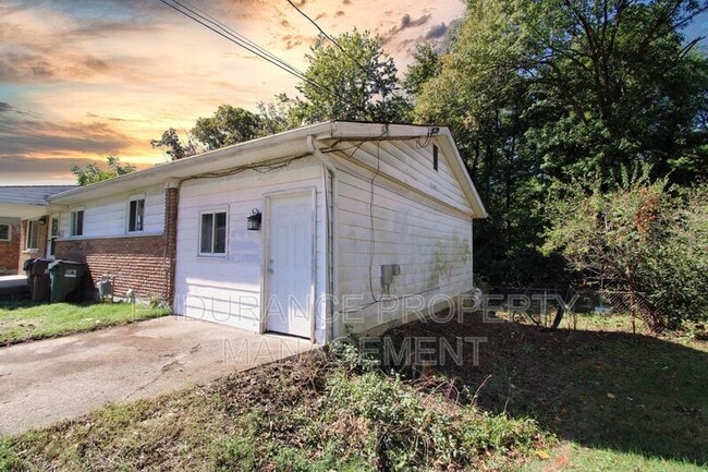 Foto del edificio - 3448 Ringwood St