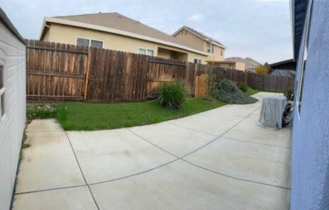 Building Photo - 13648 Santa Rosa Ave