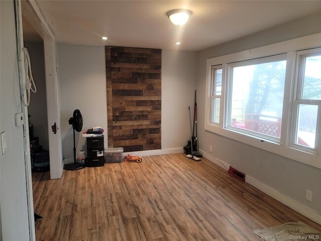 Building Photo - 2250 NY-302