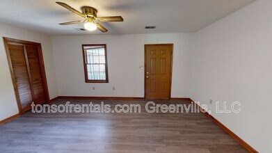 Building Photo - 119 Lacey Ln