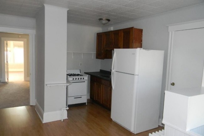 kitchen - 45 Condit Terrace