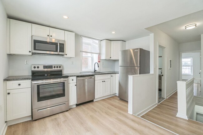 Foto del edificio - 5536 Chester Ave
